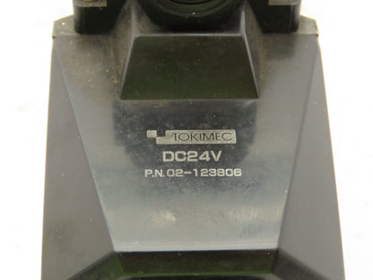 Tokimec Vickers DG4V-5-33C-M-P7L-H-7-40 Directional Control Solenoid Valve 24VDC