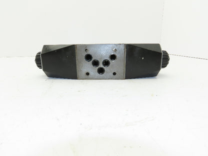Tokimec Vickers DG4V-5-33C-M-P7L-H-7-40 Directional Control Solenoid Valve 24VDC