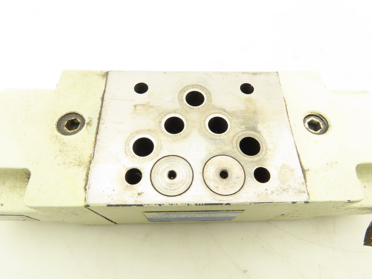 Tokimec Vickers TGMFN-5-X-A1K-B1K-11 Flow Control Modular Restrictor Valve