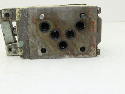 Yuken DCG-03-2B2-41 Directional Control Cam Lever Valve 2-Pos Spring Return