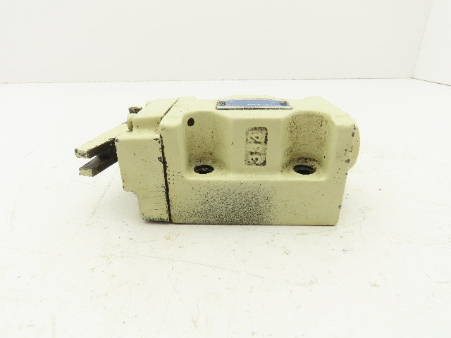 Yuken DCG-03-2B2-50 Directional Control Cam Lever Valve 2-Pos Spring Return