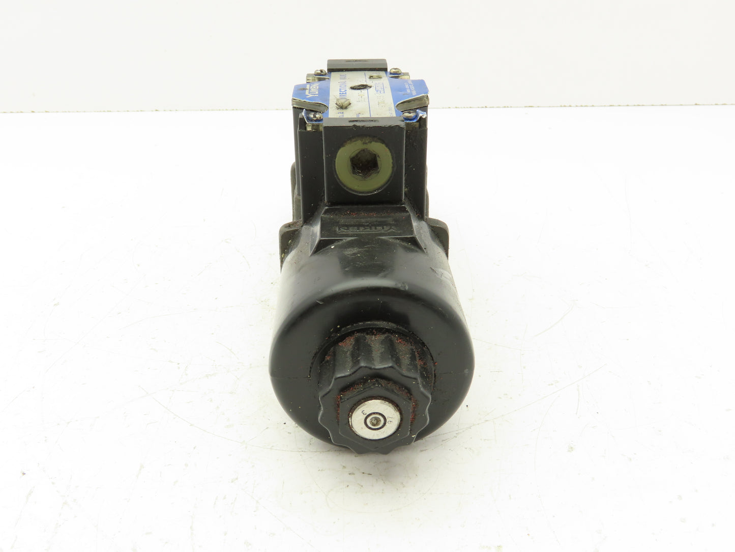 Yuken DSG-03-3C12-D24-50 Directional Control Solenoid Valve 24VDC