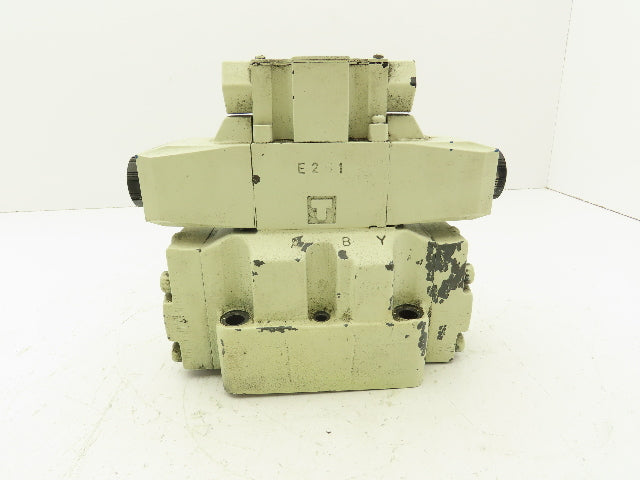 Tokimec Vickers DG5V-7-31C-E-T-P7-H-80-JA94 Directional Control Solenoid Valve