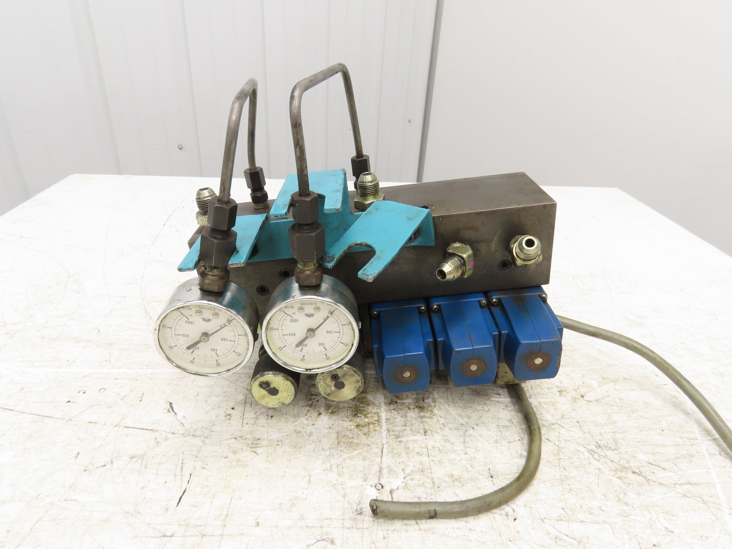 Vickers DG4V-3-2N-U-T-11-JA-S310 Sperry Hydraulic Direction Control Valve Block