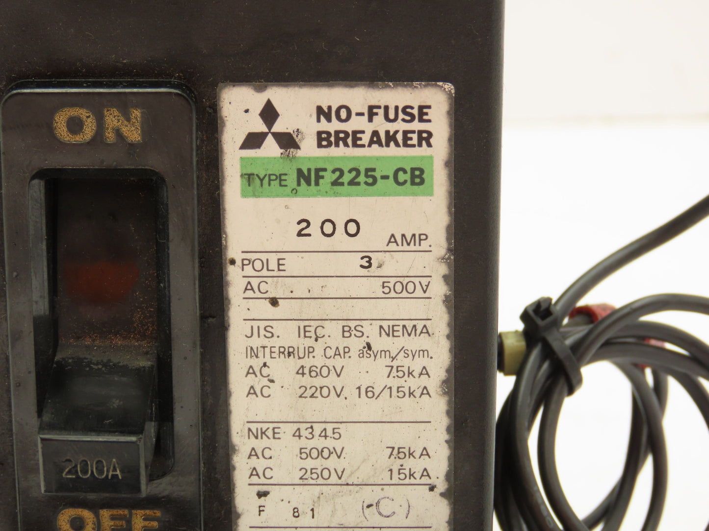 Mitsubishi Electric NF225-CB No Fuse Breaker 200A 3 Pole 500V