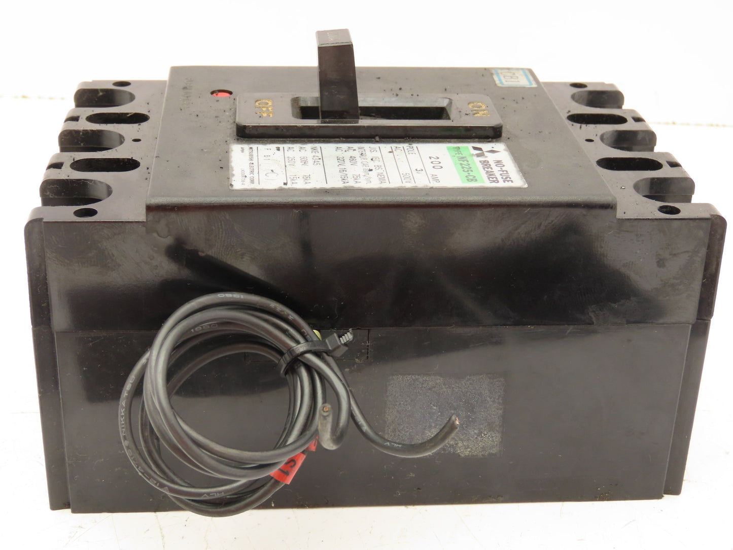 Mitsubishi Electric NF225-CB No Fuse Breaker 200A 3 Pole 500V