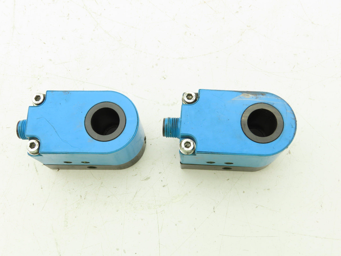 Weber Bi15R-W30-DAP6X-H1141 Proximity Switch Blue Sensor Ring  Lot of 2