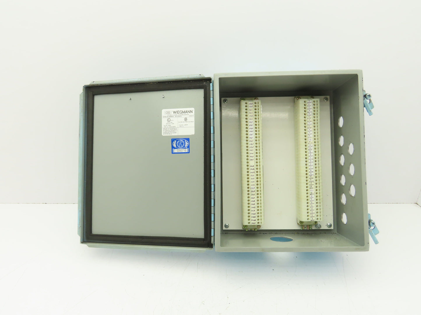 Wiegmann B121005CH Electrical Enclosure Box with 1492-H Terminal Blocks 12x10x5"