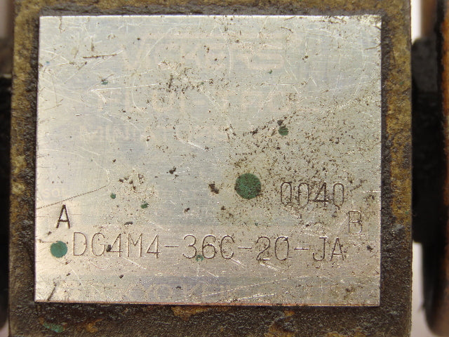 Vickers DG4MA-36C-20-JA Hydraulic Miniature Flui-trol Directional Control Valve