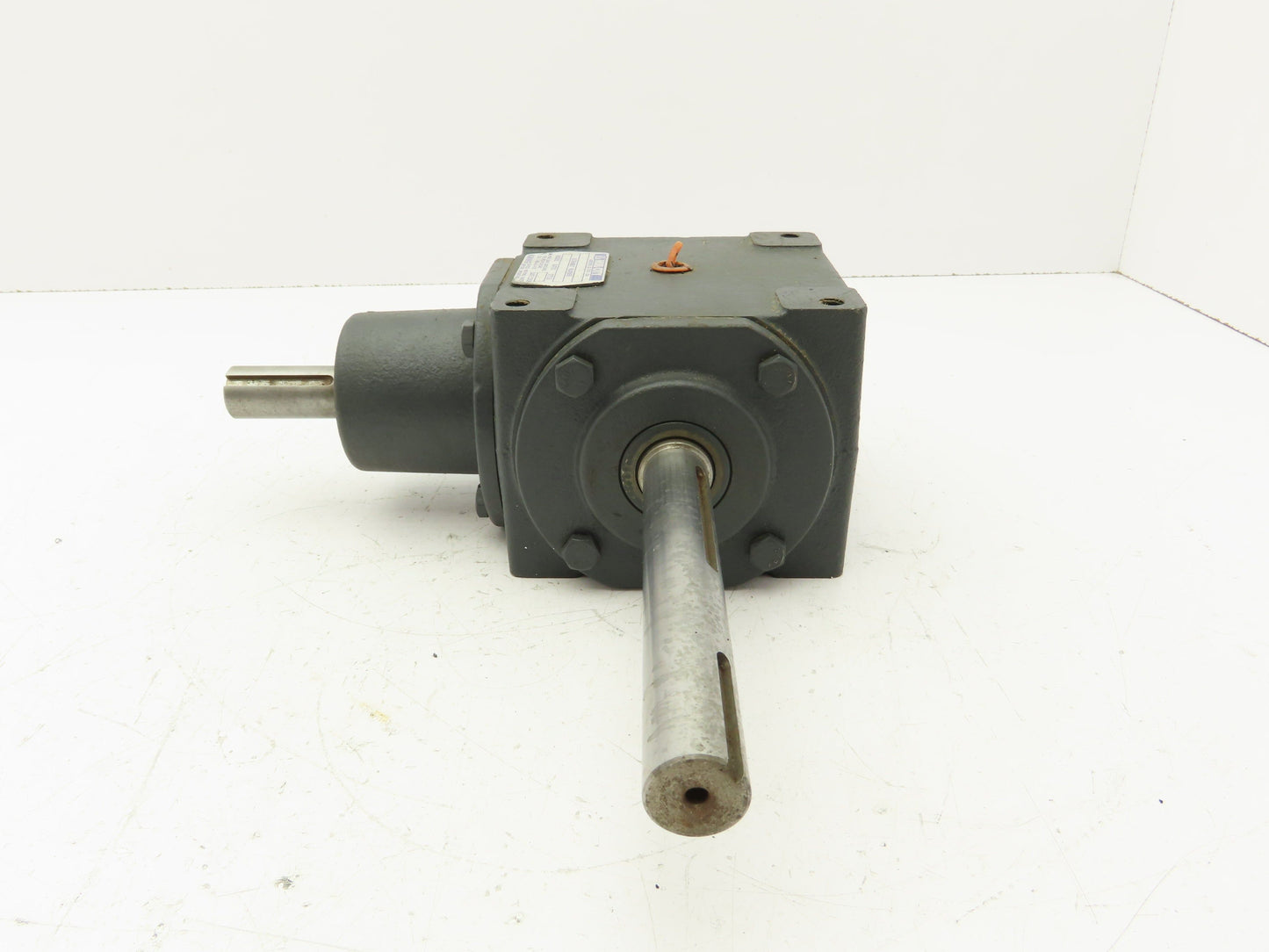 Hub City 0221-04417-1086 Bevel Gear Drive 1:1 Gearbox Dual Shaft Style A 165