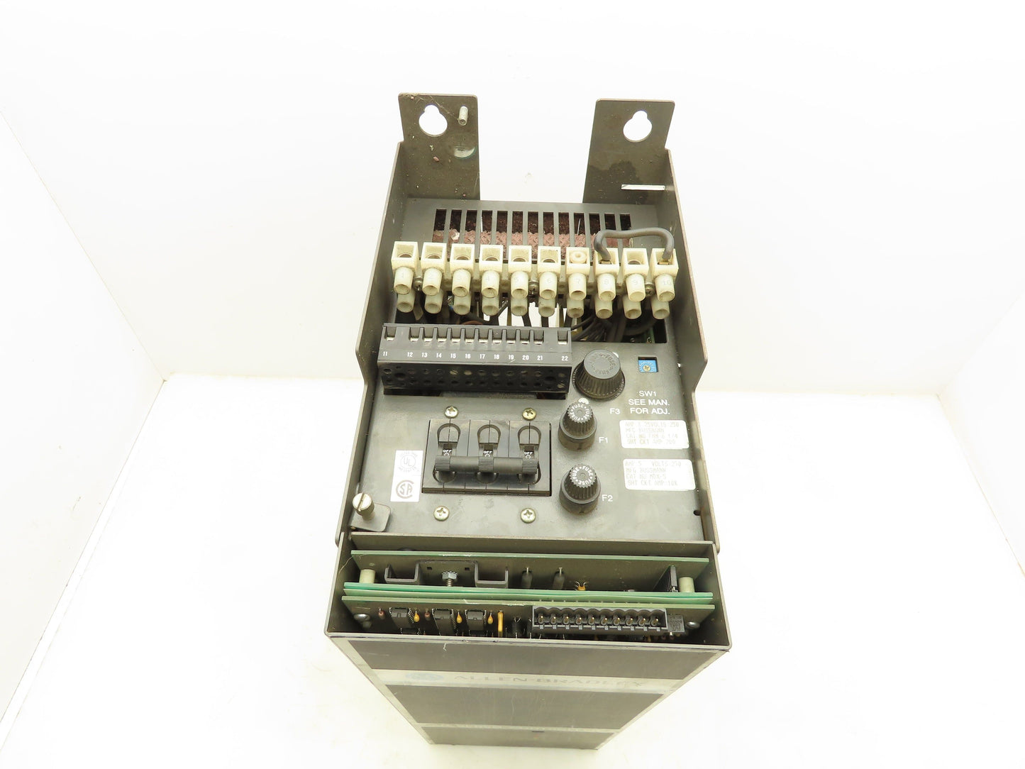 Allen Bradley 1391B-ESAA22-AQB AC Servo Controller Ser D 210V 3Ph 22A 8kw