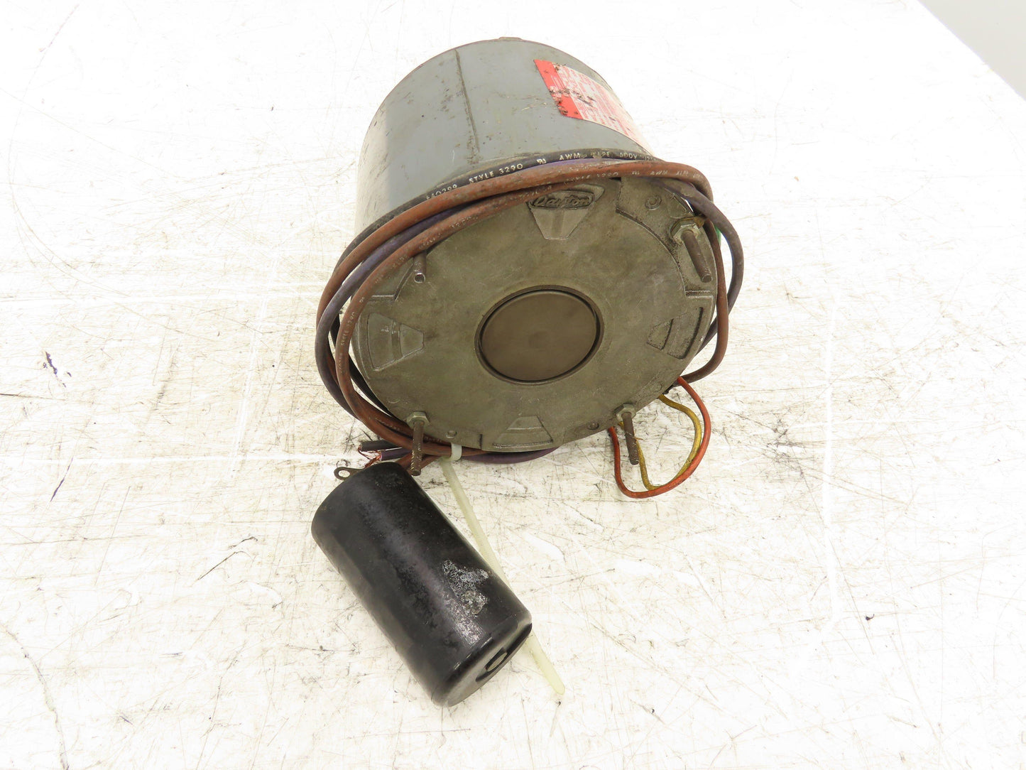 Dayton 4M046 HVAC Fan Motor 1/3Hp 1075 RPM 115V 1PH 48Y Frame 1/2" Shaft