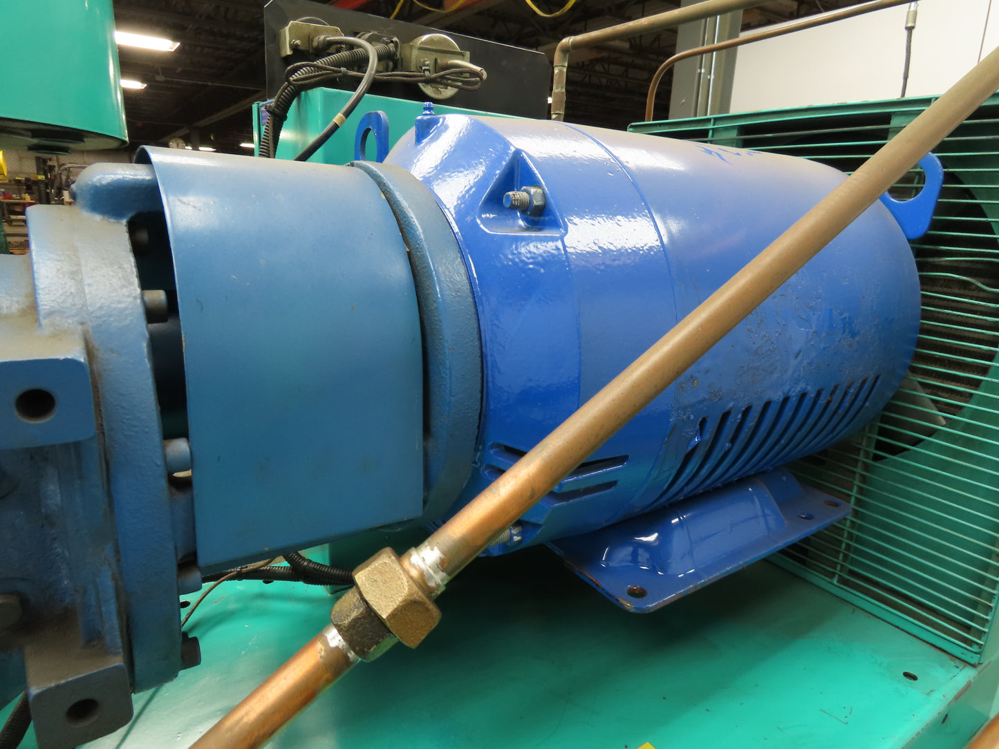 Palatek 25DF200 Rotary Screw Air Compressor 25Hp 230/460V 3Ph 200 Gallon 100CFM