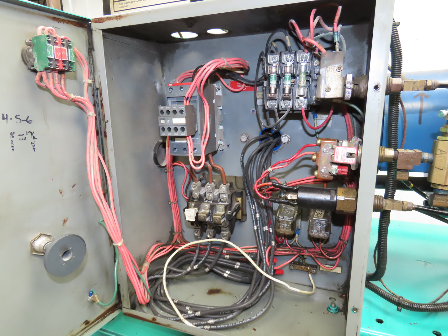 Palatek 25DF200 Rotary Screw Air Compressor 25Hp 230/460V 3Ph 200 Gallon 100CFM