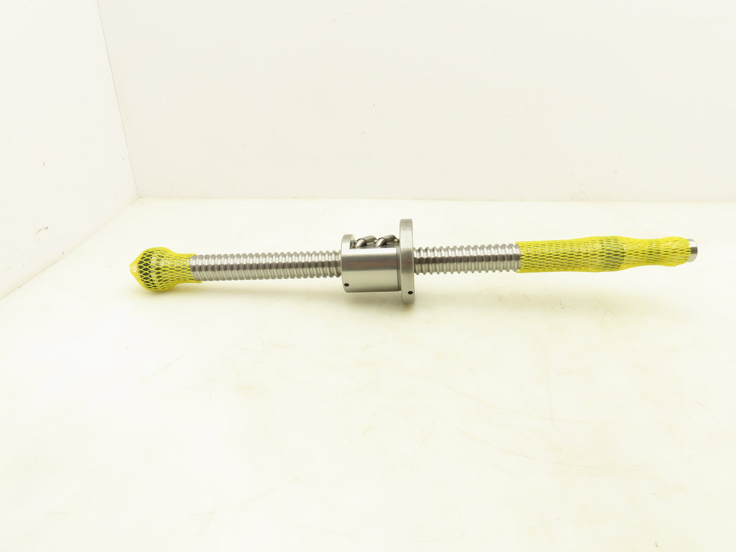 Thread-Craft W2503-620Z-C3Z Ball Screw 25mm Dia 6mm RH Lead 485mm OAL 19"