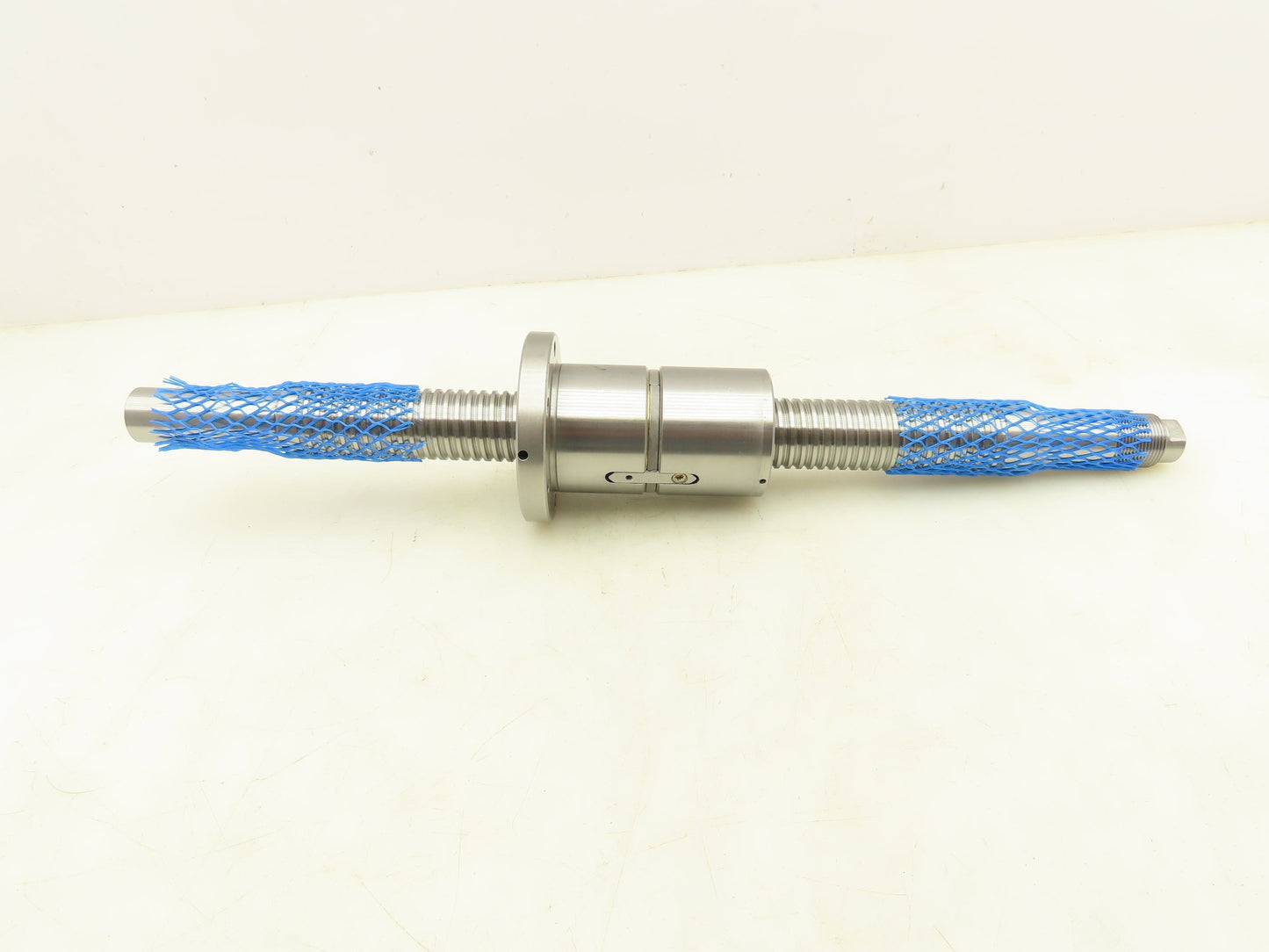 Thread-Craft W3203-176D-C2Z Ball Screw 32mm Dia 5mm RH Lead 467mm OAL 18.3"