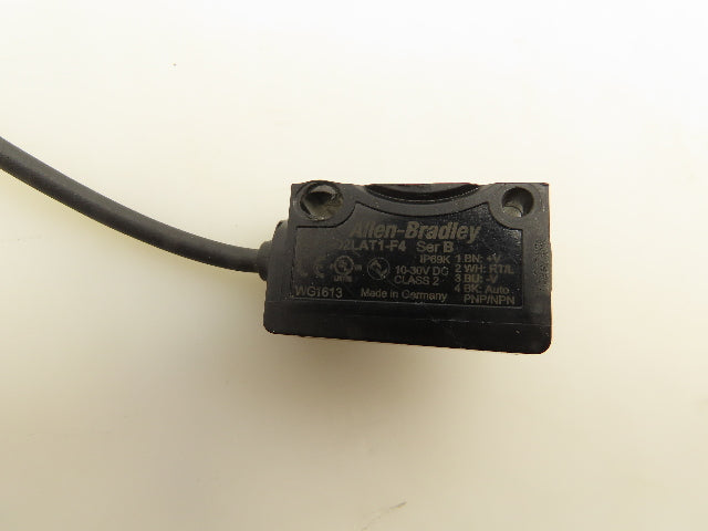 Allen Bradley 42JT-D2LAT1-F4 Photoelectric Diffuse Sensor 800mm Range