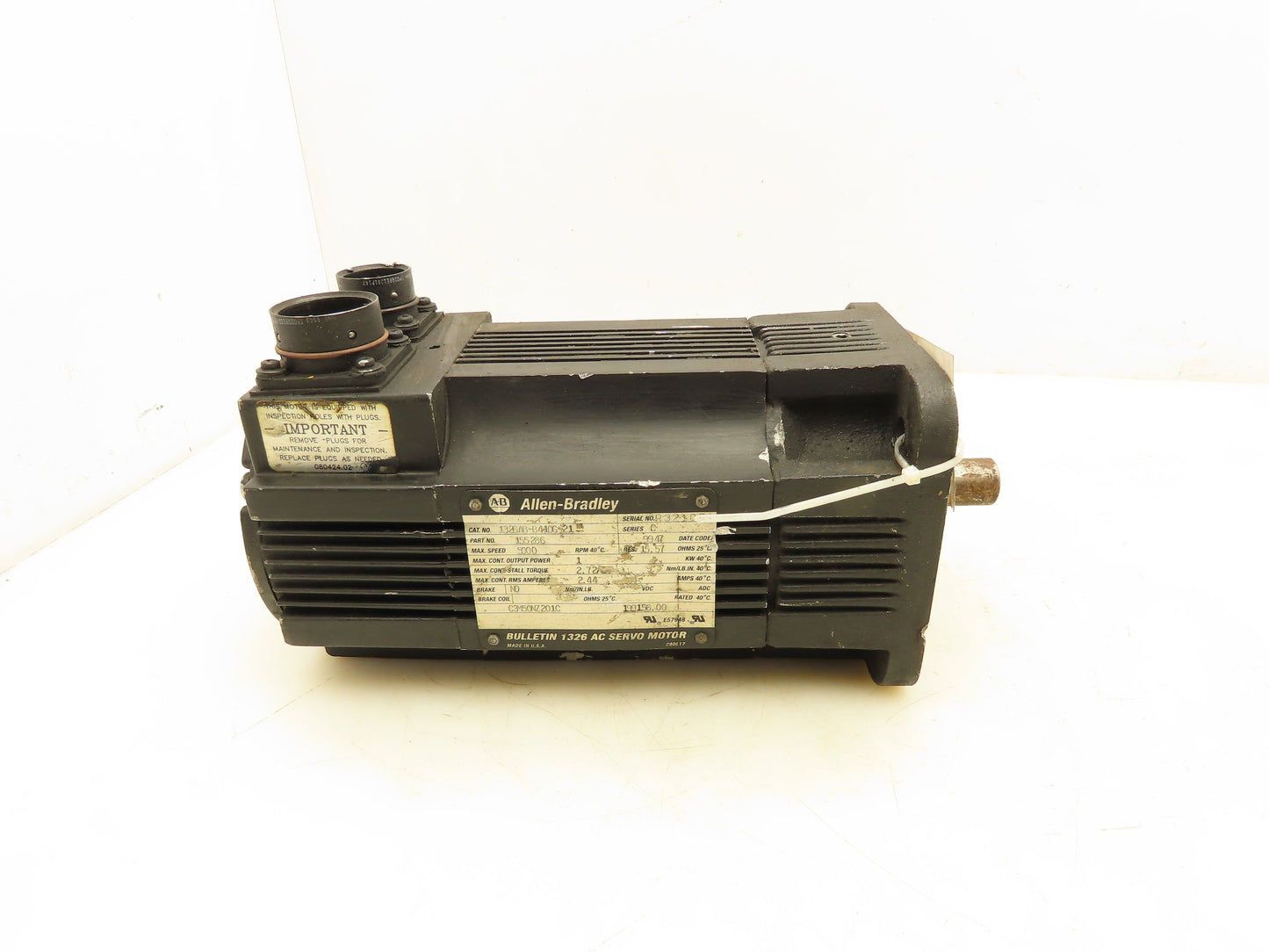 Allen Bradley 1326AB-B410G-21 AC Servo Motor 1kw 5000 RPM 460V 3PH