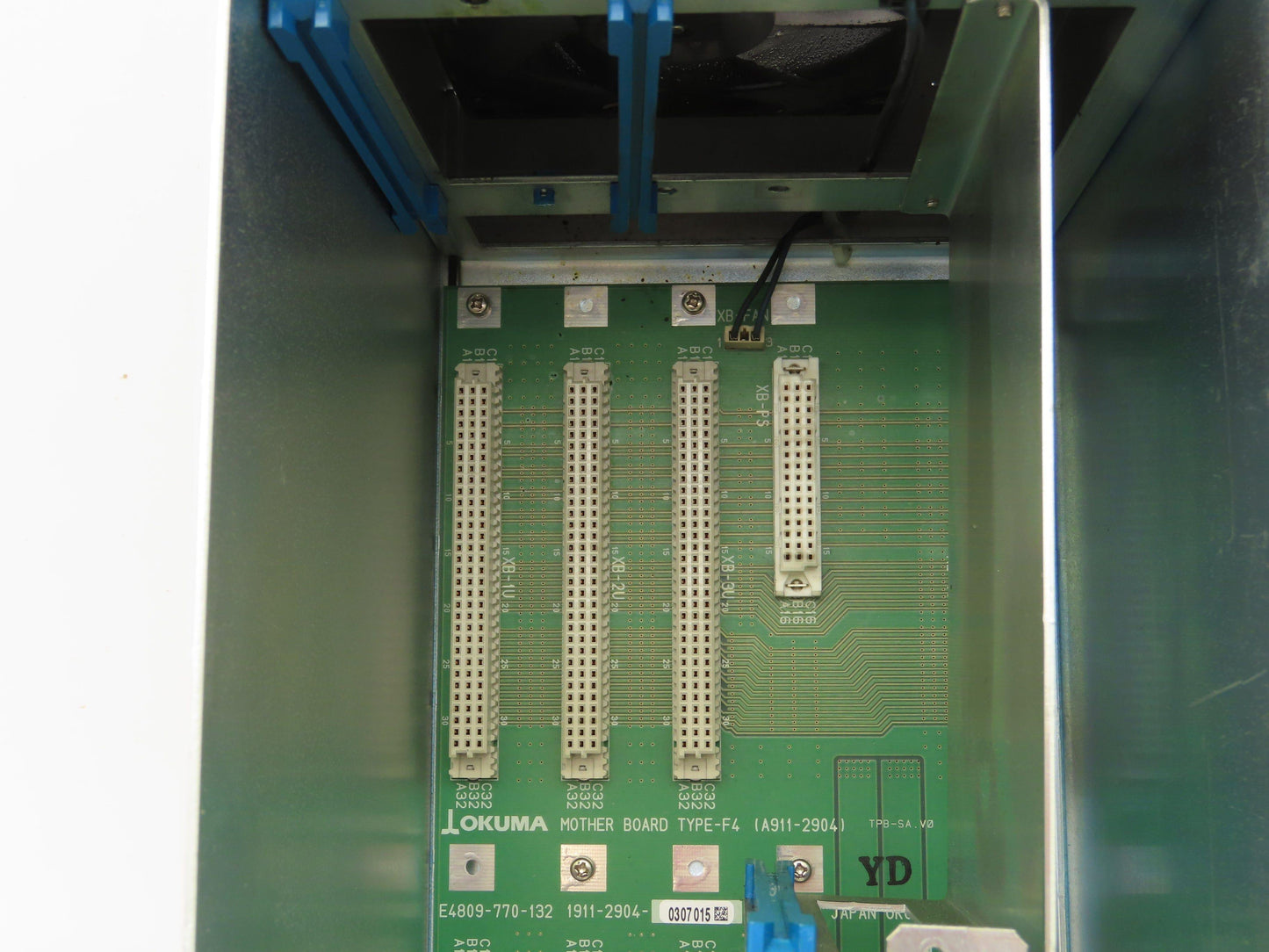 Okuma E7191-00U-002 Fixed 4-Rack PLC Chassis Motherboard 1911-2904