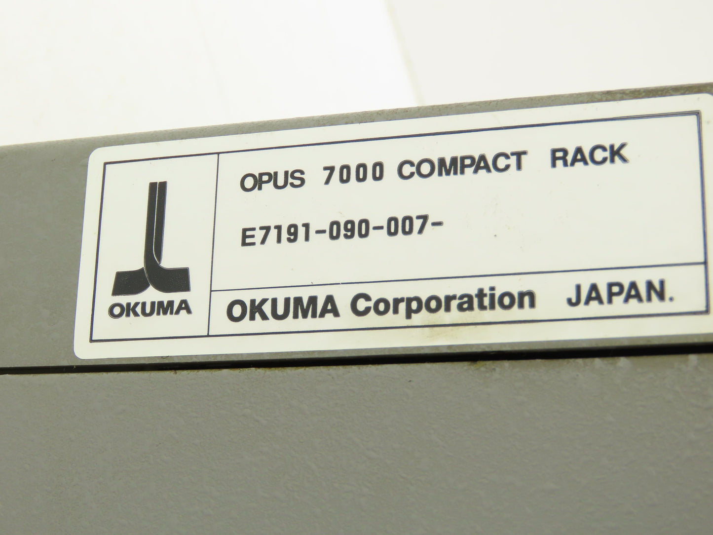 Okuma E7191-090-007 Opus7000 Docking Compact Rack PLC Chassis w/Motherboards