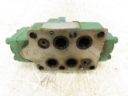 Vickers DG5S-8-2C-T-M-U-HL7-40 Directional Control Solenoid Valve 24VDC