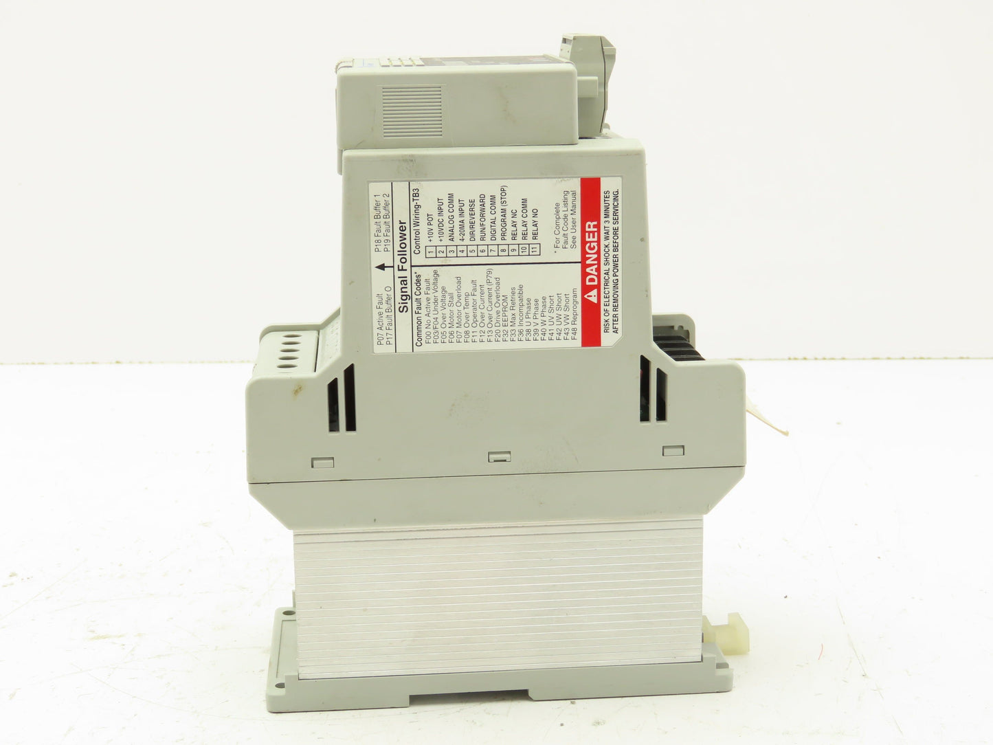 Allen-Bradley 160-BA06NSF1 Variable Speed Drive 380-460 7A 3PH 5HP IP20 Series C