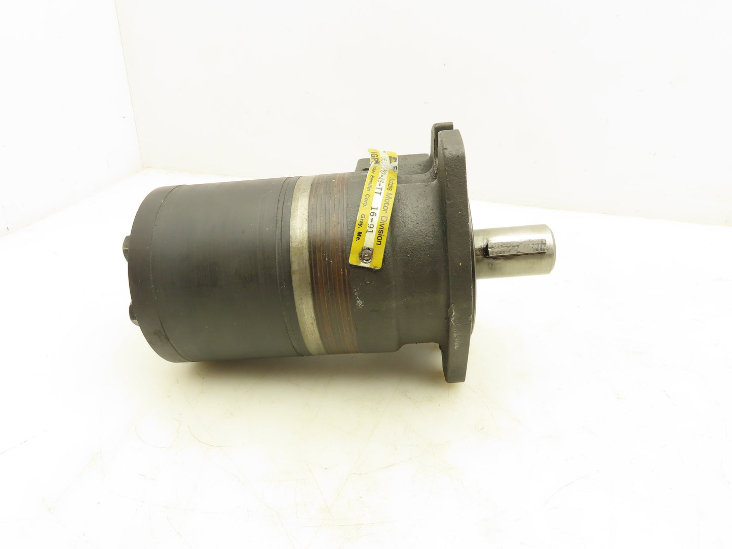 Parker 060-220-AS-TT Hydraulic Motor 2-Bolt SAE 1" Shaft