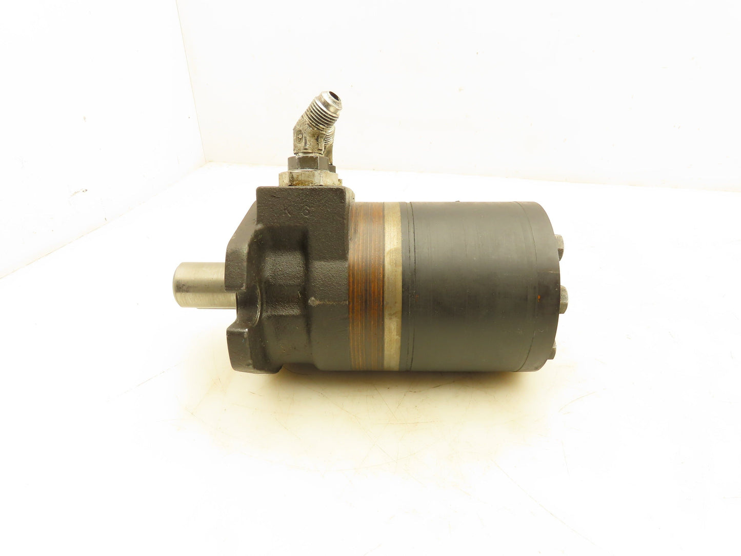 Parker 060-220-AS-TT Hydraulic Motor 2-Bolt SAE 1" Shaft