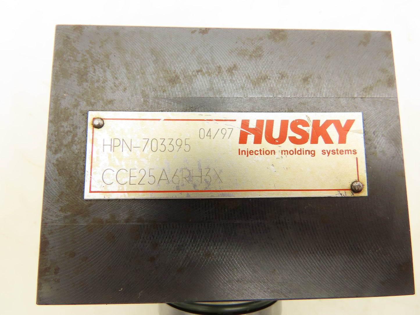 Husky Moog CCE25A6RH3X Hydraulic Slip-In Cartridge Valve