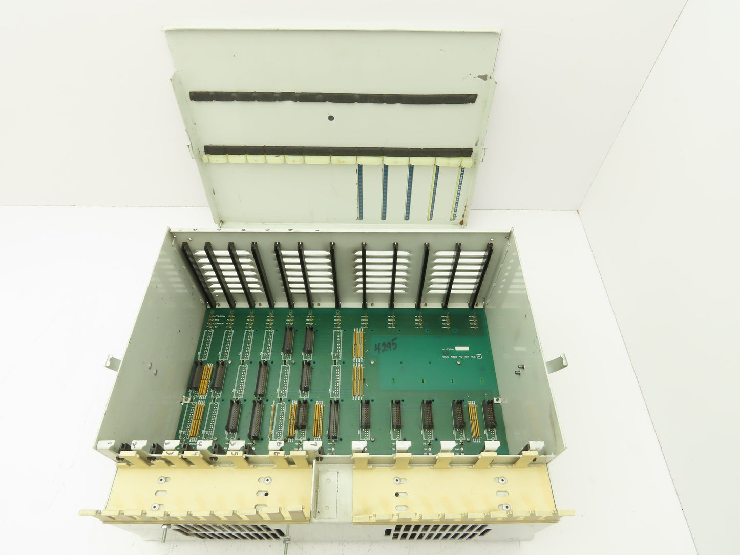 Barber Colman 40BB-411BC Maco 4000 Injection Control Card Chassis PLC Slot Rack