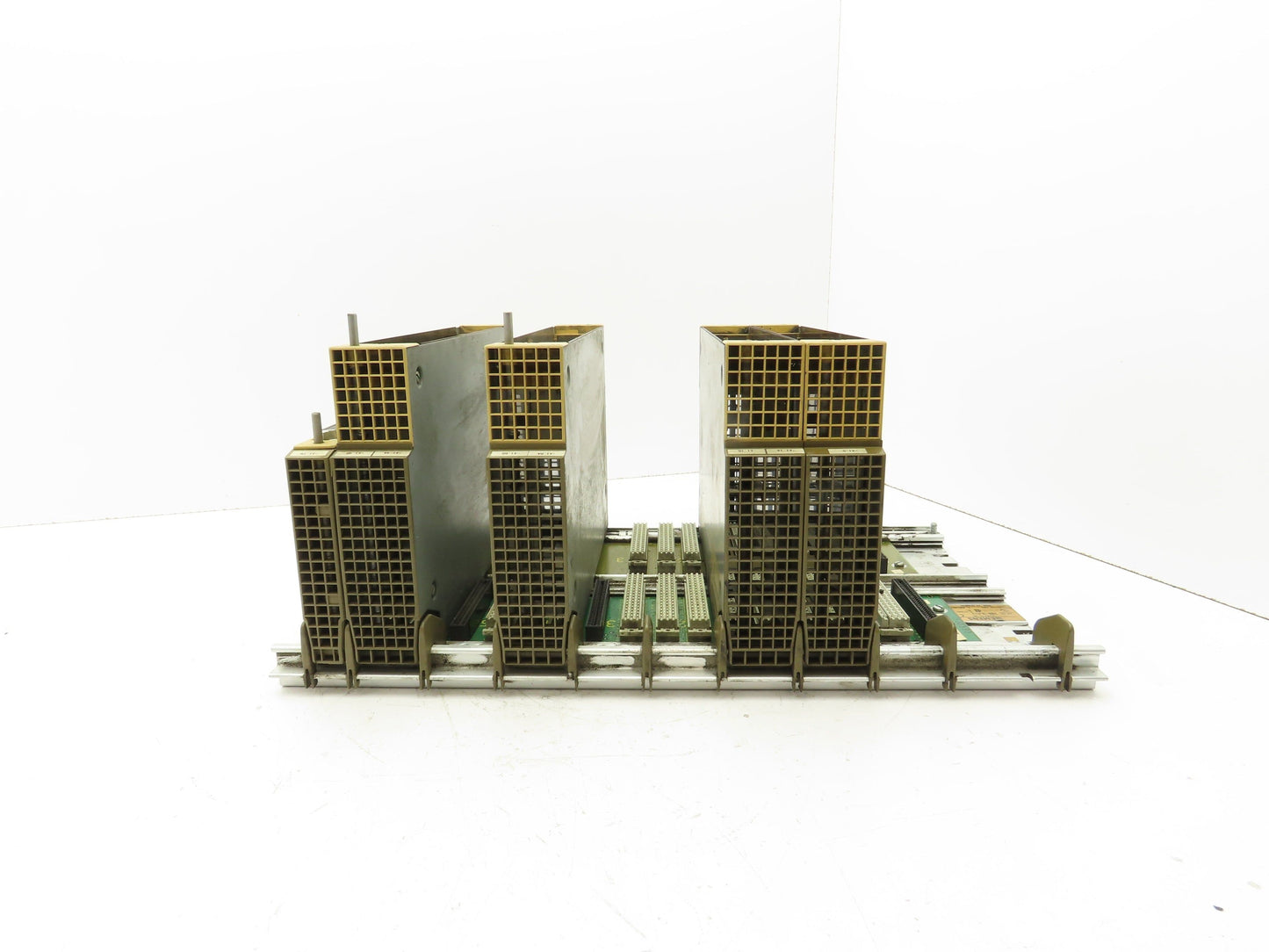 Siemens 6ES5 700-3LA12 Simatic PLC Slot Rack Chassis w/Adaptor Casing