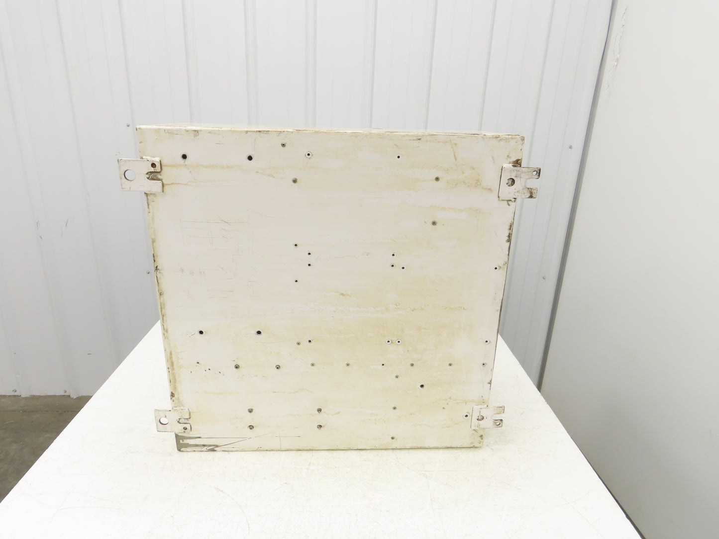 Hoffman A242408LP Electrical Enclosure Control Panel 24x24x8" Disconnect 100A