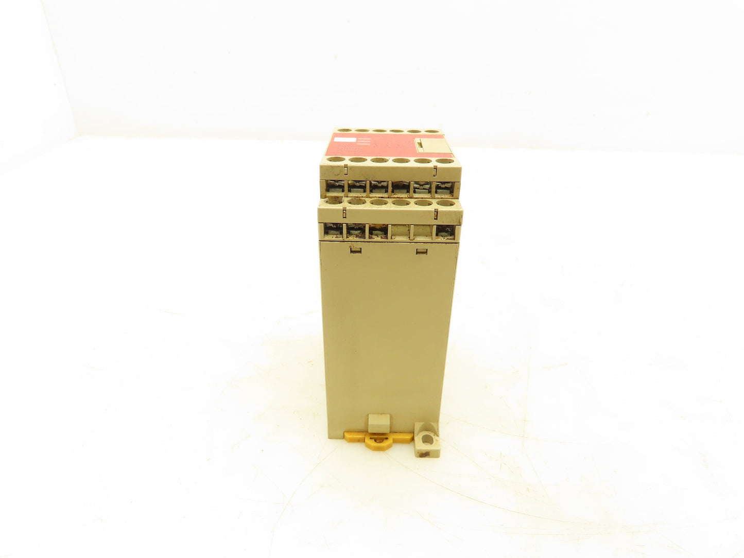 Omron G9SA-301 Safety Relay Unit 250VAC 5A 50/60Hz