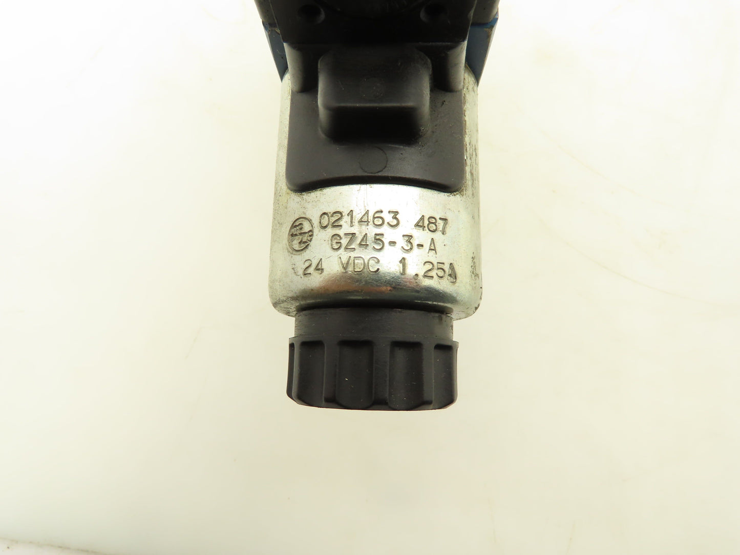 Rexroth 4WE6D61/EG24N9DAL Directional Control Solenoid Valve 24VDC