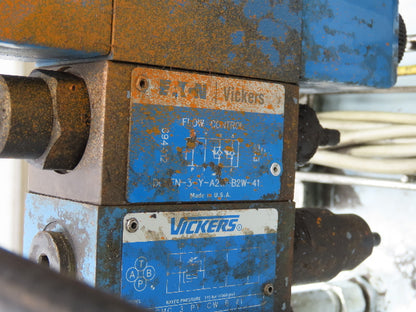 Vickers PVQ20B2RSE1S21CM712 Hydraulic Power Unit 65 Gallon 10GPM 3GPM 230/460V