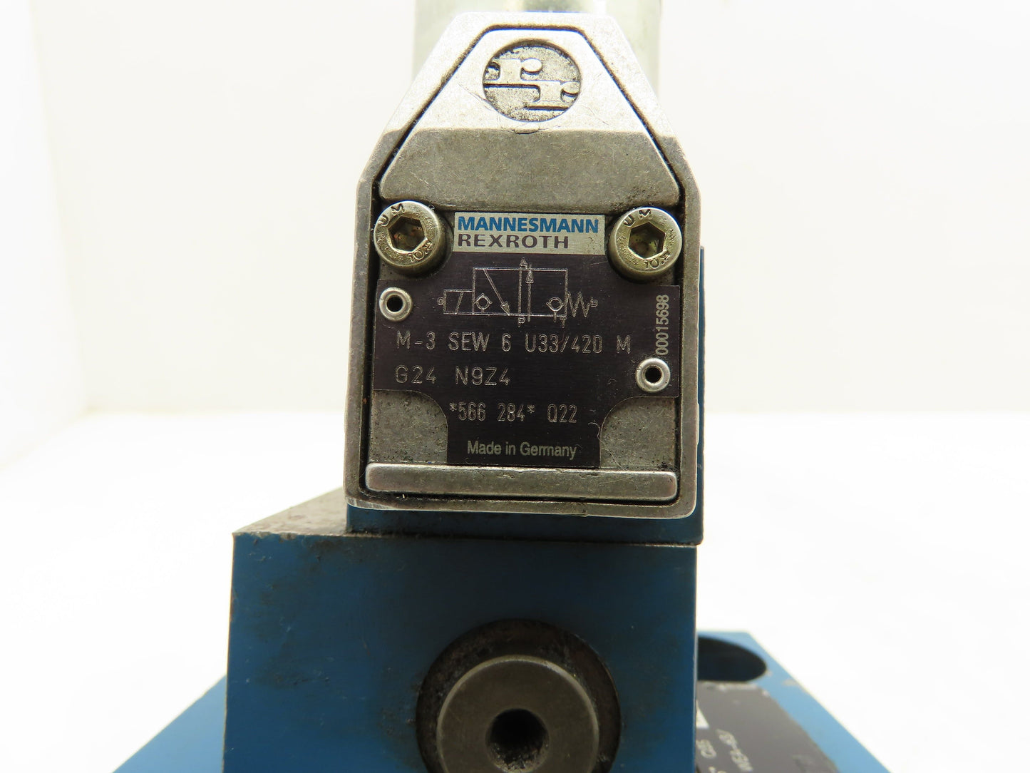 Rexroth LFA 40 WEA-63 Cartridge Cover Solenoid Seat Valve M-3 SEW 6 U33/420 M