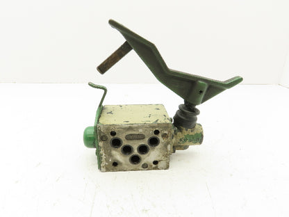 Parker D3ML4B10X4384 Hydraulic Directional Control Valve 2-Position 3000 PSI