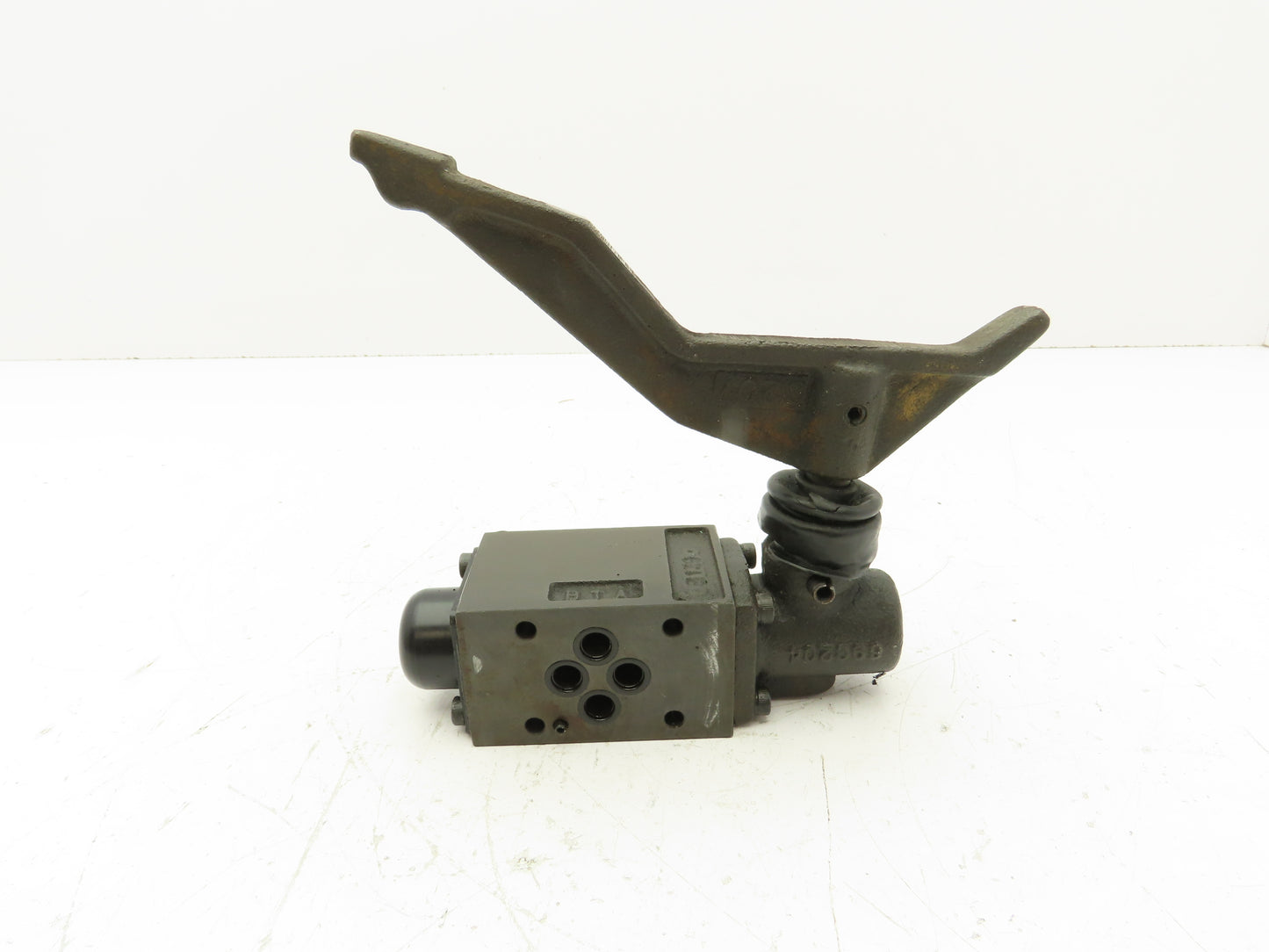 Parker D1VMR4HN75XB100 Hydraulic Directional Control Valve 2-Position