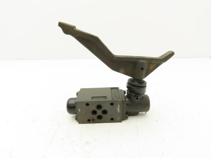 Parker D1VMR4HN75XB100 Hydraulic Directional Control Valve 2-Position