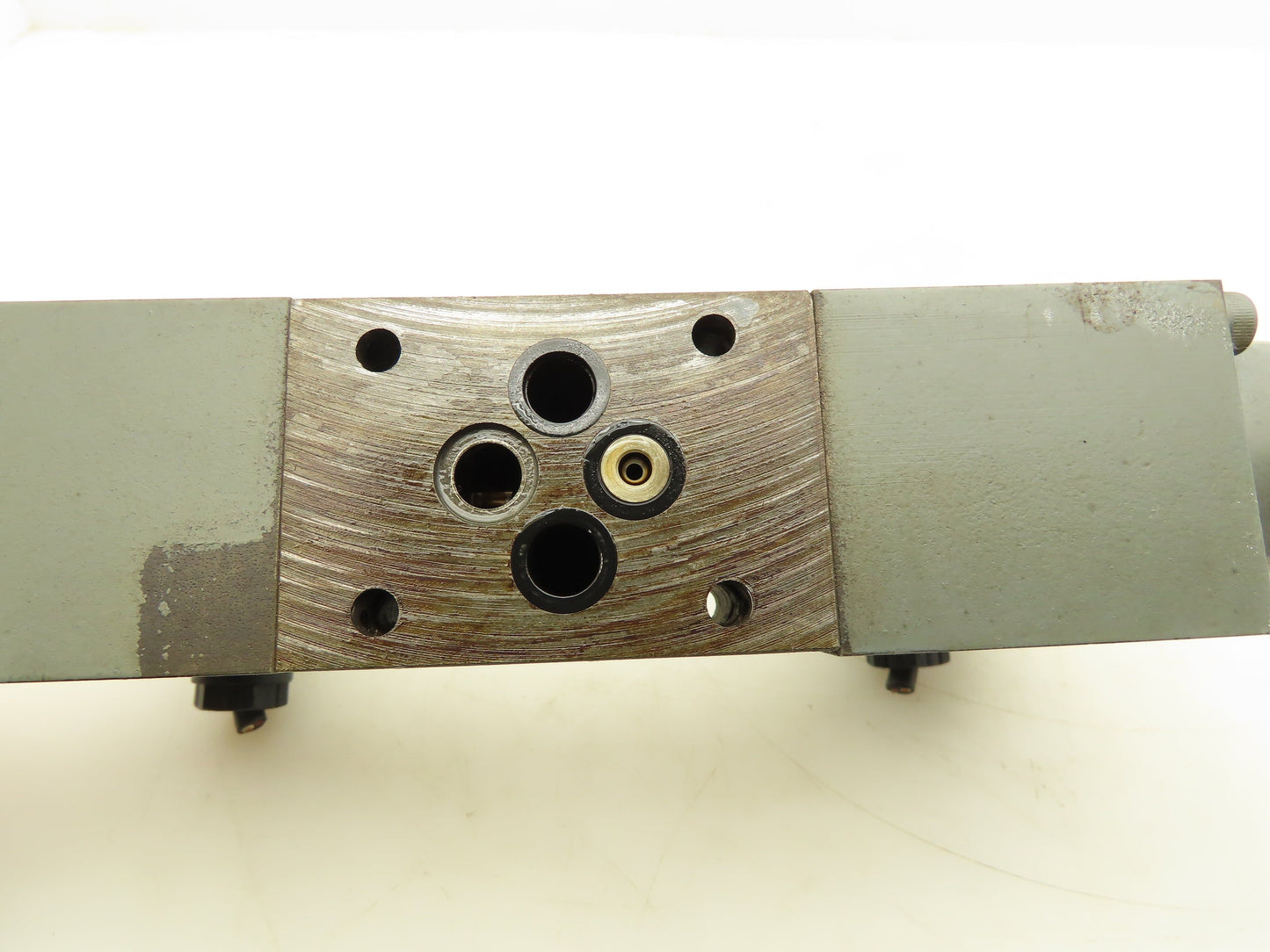 Rexroth 3DREP 6 C-12/25A24N9Z4MR Proportional Reducing Solenoid Valve 24vdc