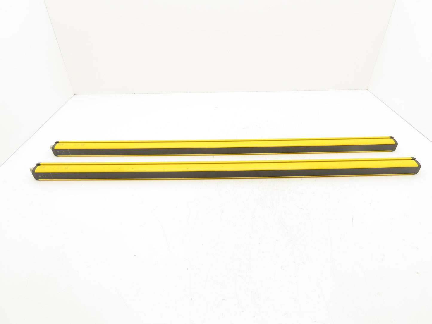 HTM HSC4-30-36 Safety Light Curtains Sensor Emitter Receiver Set