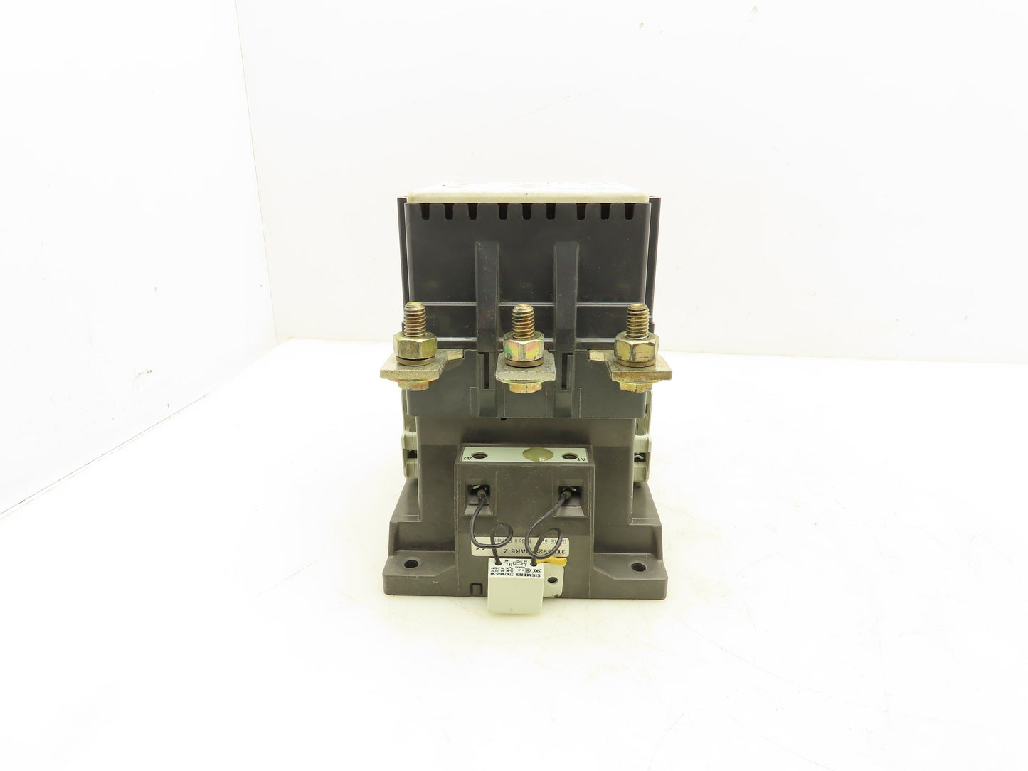 Siemens 3TF5322-0AK6-Z IEC Motor Starter Contactor 210A 150Hp 600V 3Ph 120V Coil