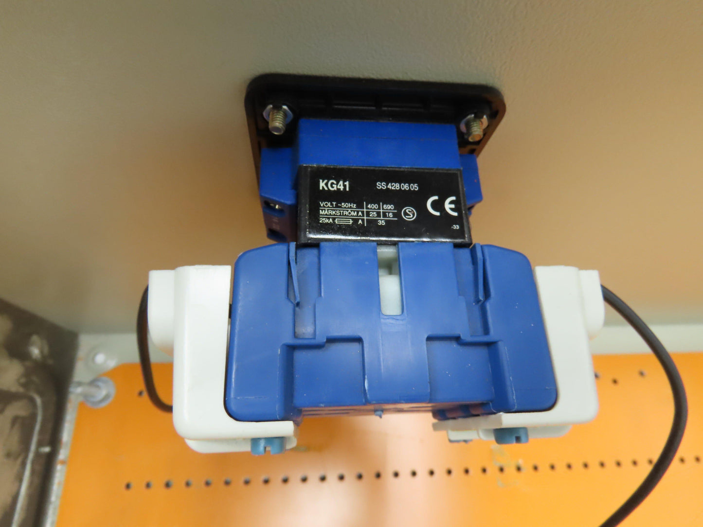 Rittal 1376 Electrical Enclosure 760x600x350mm Backplate Wall Mount