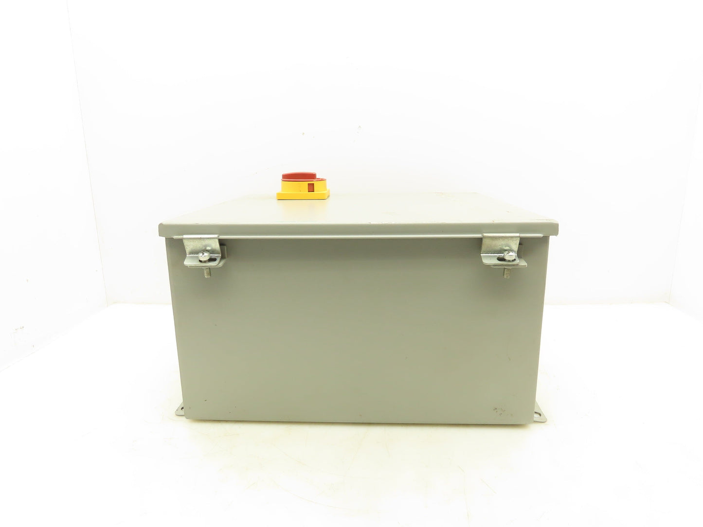 Wiegmann B141208CH Electrical Enclosure 14x12x8" Wall Mount Control Panel Extras