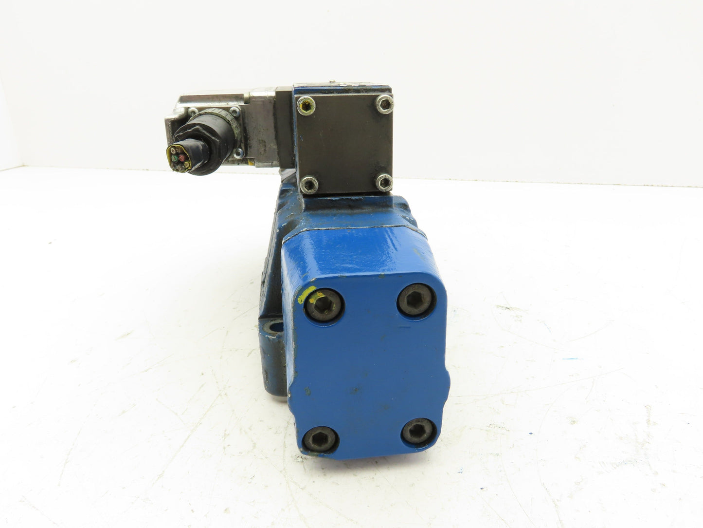 Bosch Rexroth R978715405 Proportional Directional Servo Valve 0811404614 4WRLE16