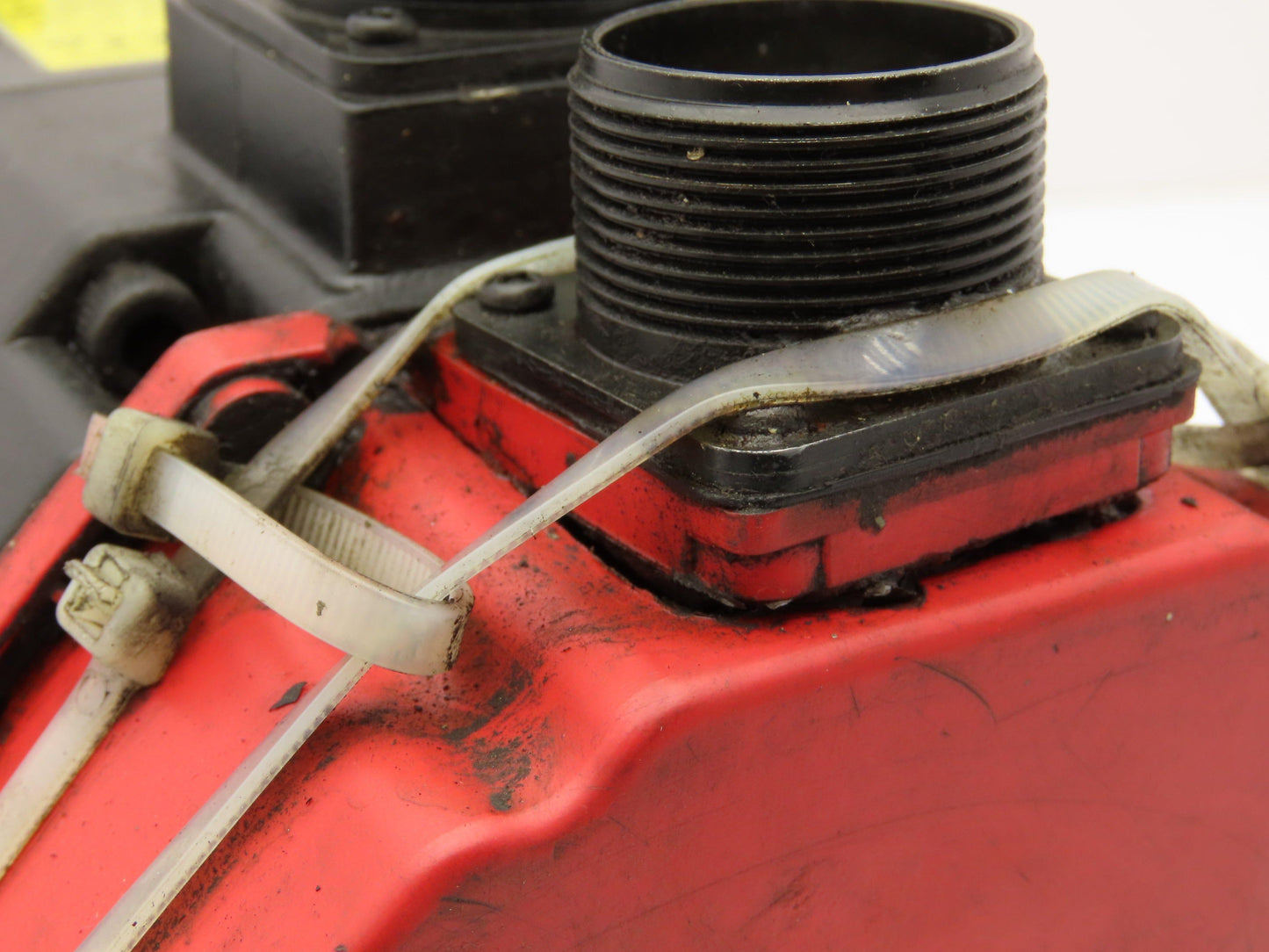 Fanuc A06B-0142-B177 AC Servo Motor 2.1kW 2000 RPM 186V 7.4A 3PH