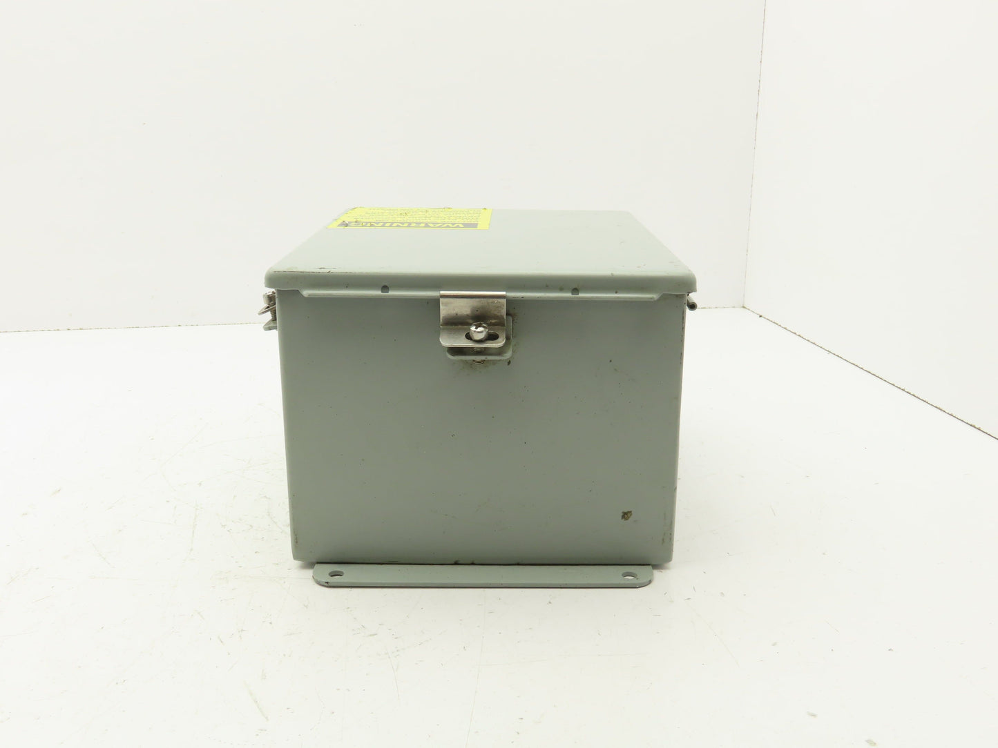 Hoffman A10086CHNF Electrical Enclosure Box 10x8x6" Terminal Blocks