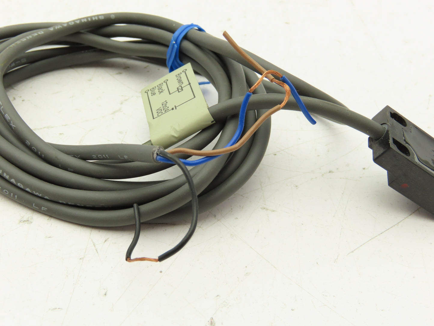 Omron TL-W5MC2 Flat Inductive Proximity Sensor 5mm Lot of 2