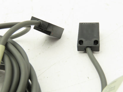 Omron TL-W5MC2 Flat Inductive Proximity Sensor 5mm Lot of 2