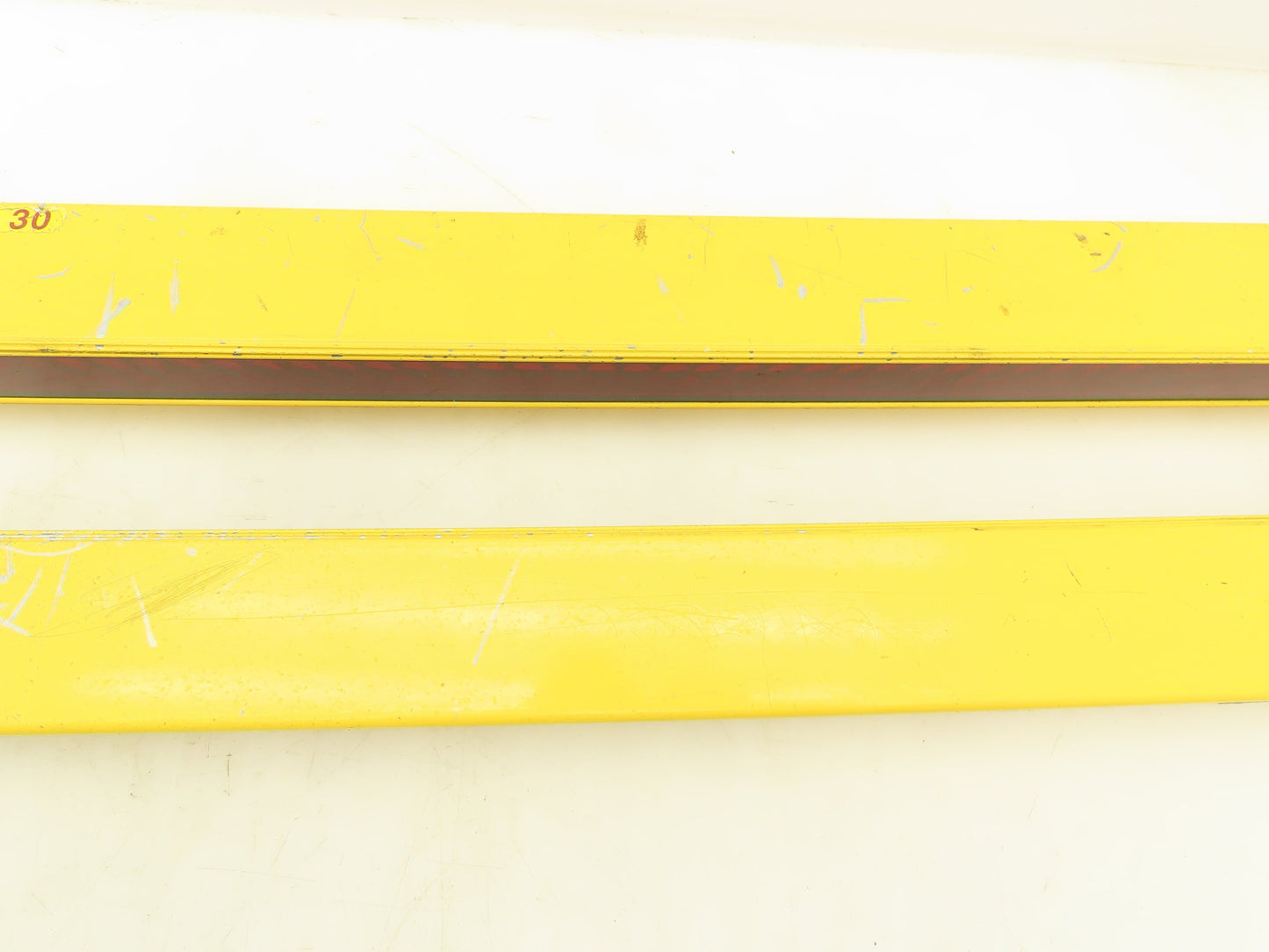 STI MS46-30-700-Q1-X Light Curtain Transmitter And Receiver Set 24VDC Input 70mm